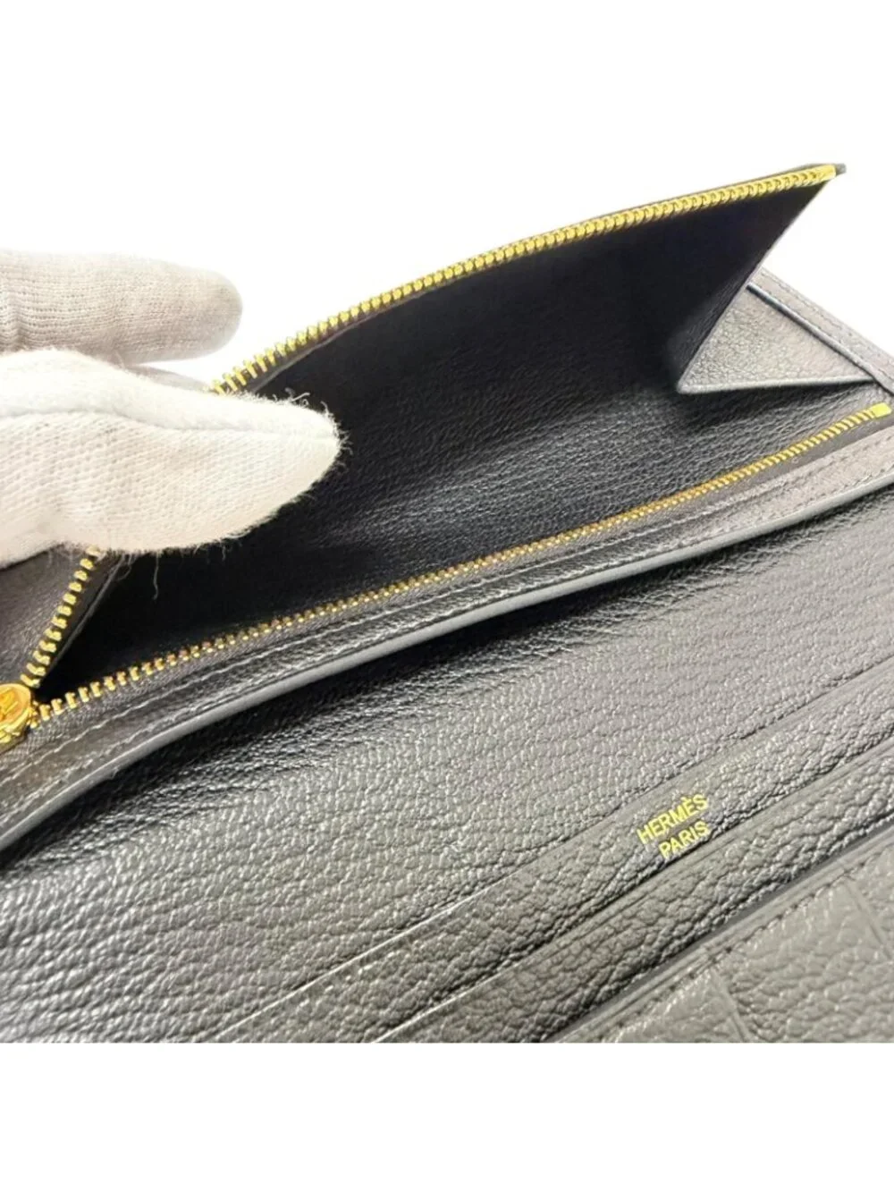 Hermes Bearn Souffle Chevre Logo Gold Wallet Leather Black
